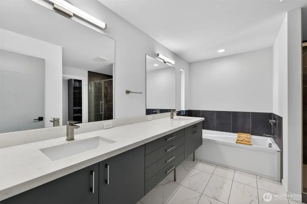 629 Bing Road Lynnwood WA 98036