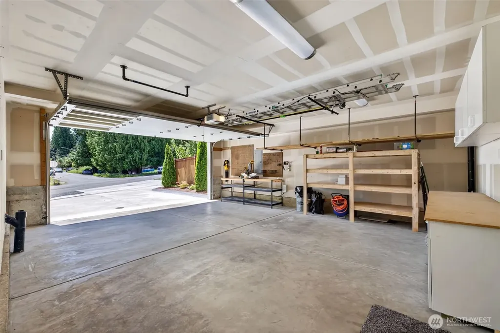 629 Bing Road Lynnwood WA 98036
