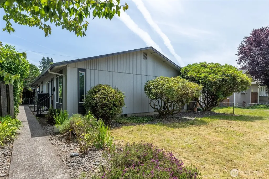 360 24th Avenue Longview WA 98632