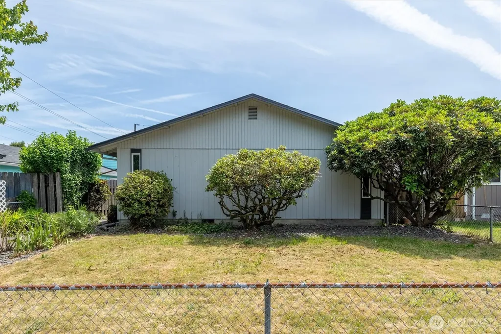 360 24th Avenue Longview WA 98632