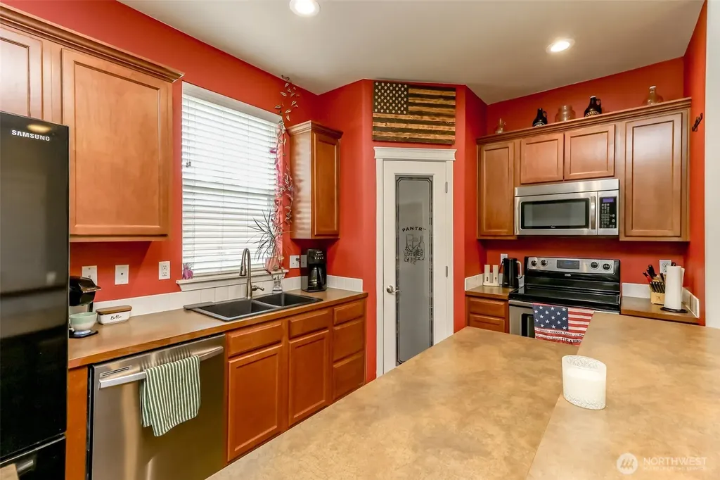 23503 79th Avenue E Graham WA 98338