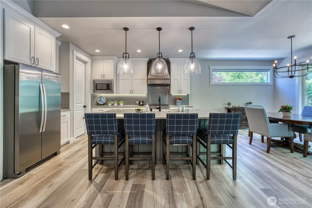 18595 Sawgrass Drive NE Poulsbo WA 98370