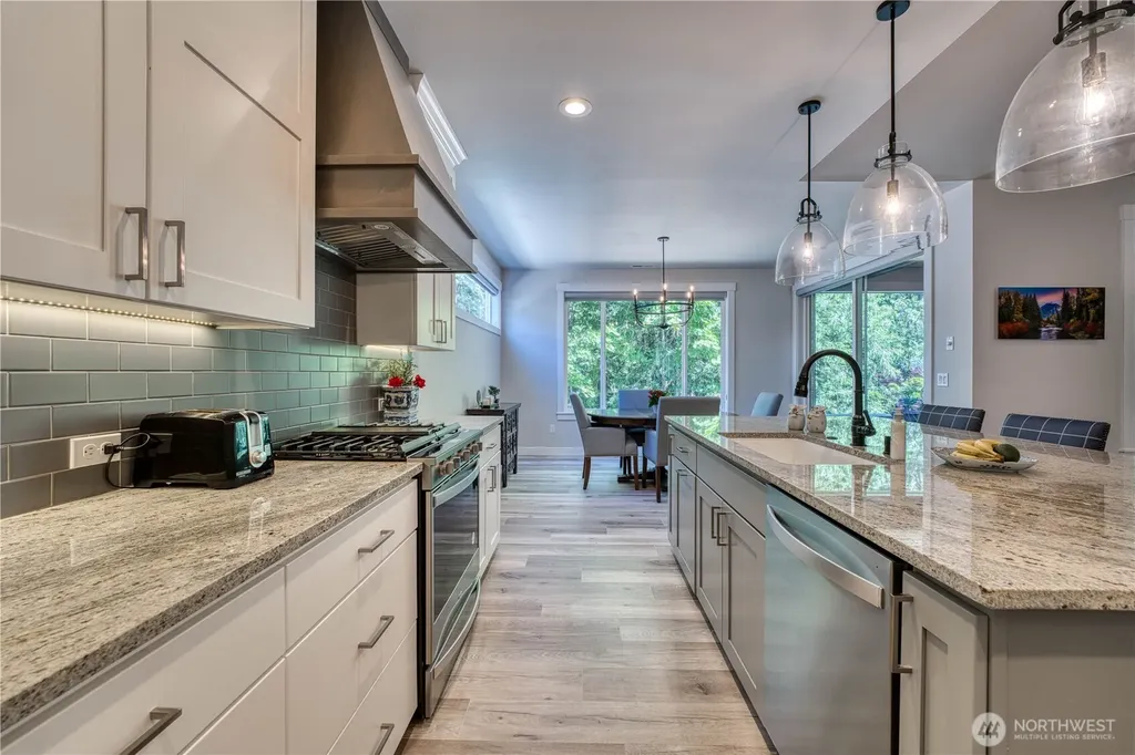 18595 Sawgrass Drive NE Poulsbo WA 98370