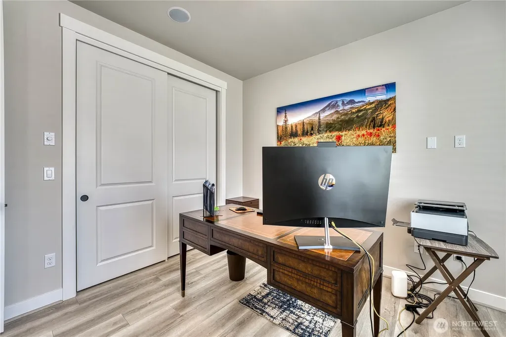 18595 Sawgrass Drive NE Poulsbo WA 98370