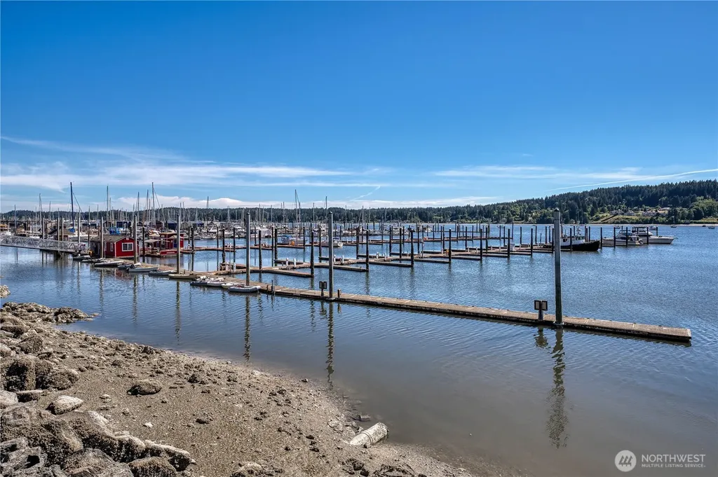 18595 Sawgrass Drive NE Poulsbo WA 98370