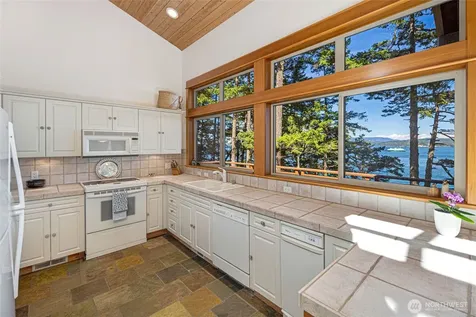 976 San Juan Drive Friday Harbor WA 98250