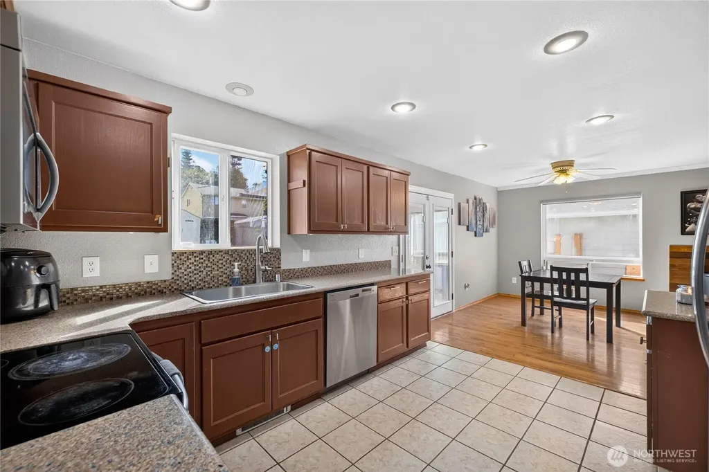 1219 Leahy Drive Coupeville WA 98239