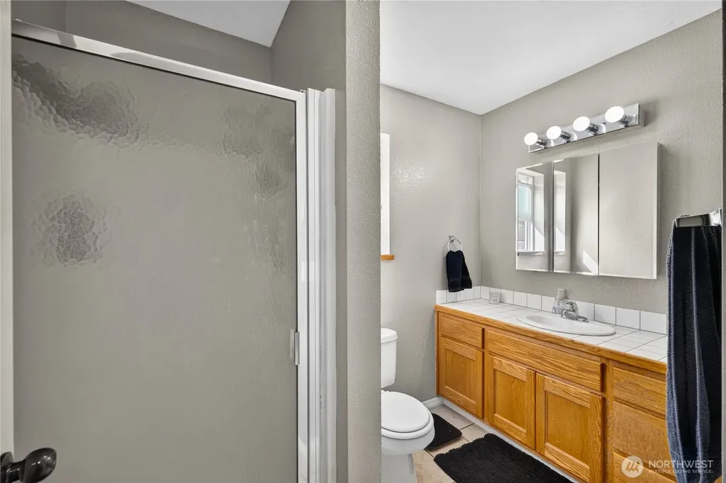 1219 Leahy Drive Coupeville WA 98239