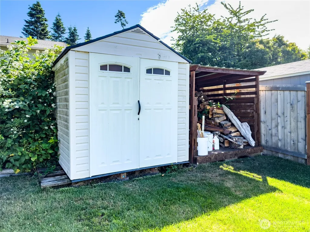 1219 Leahy Drive Coupeville WA 98239