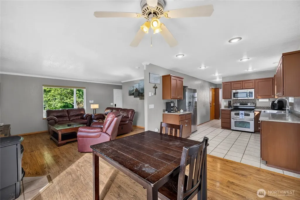 1219 Leahy Drive Coupeville WA 98239