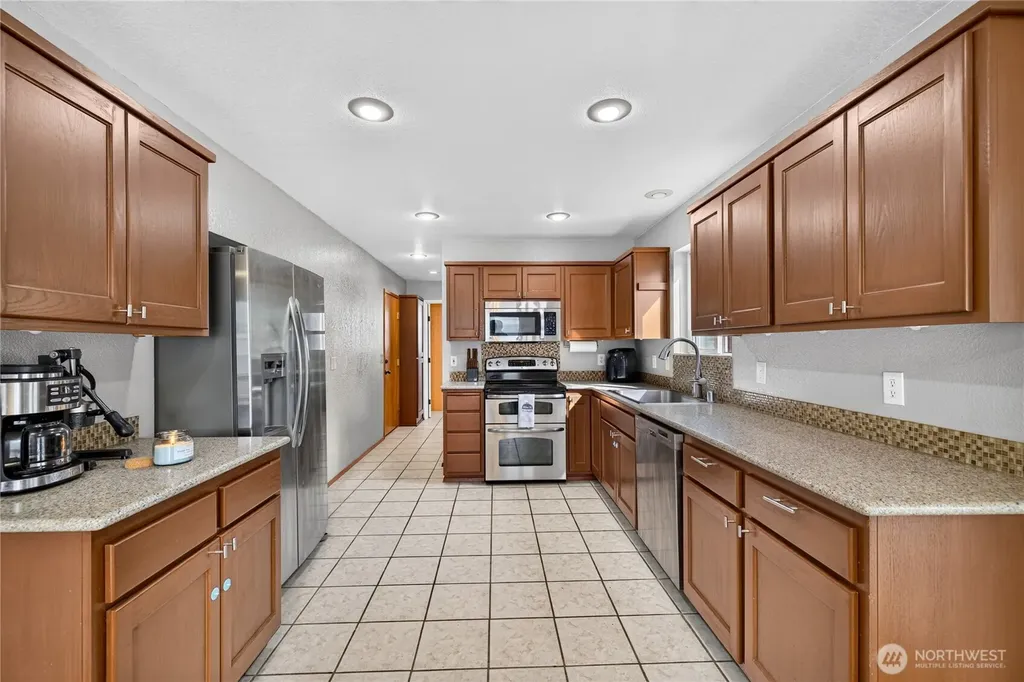 1219 Leahy Drive Coupeville WA 98239