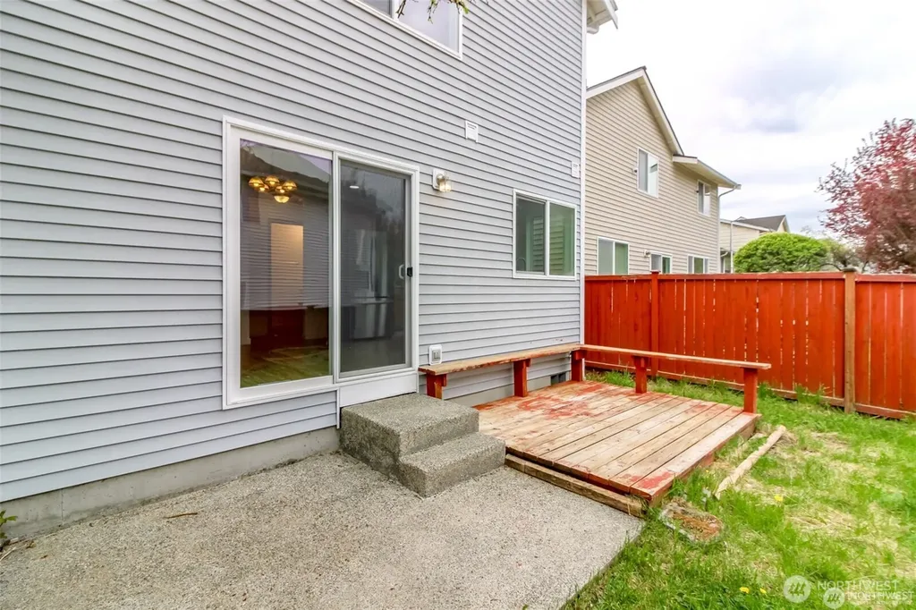 14810 68th Ave E Puyallup WA 98375