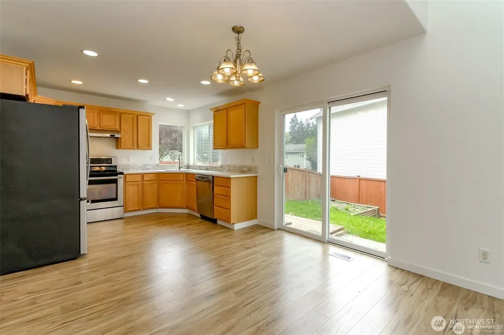 14810 68th Ave E Puyallup WA 98375