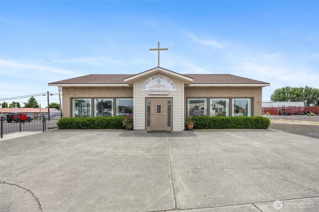 228 SE F Street Quincy WA 98848