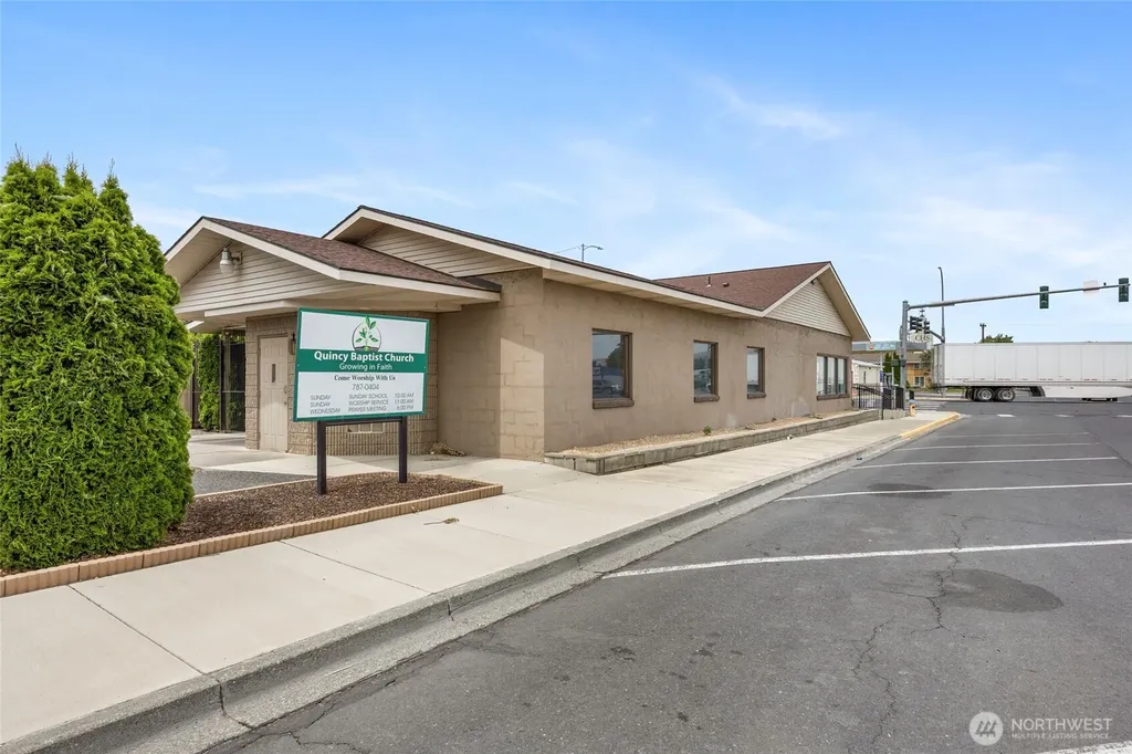 228 SE F Street Quincy WA 98848