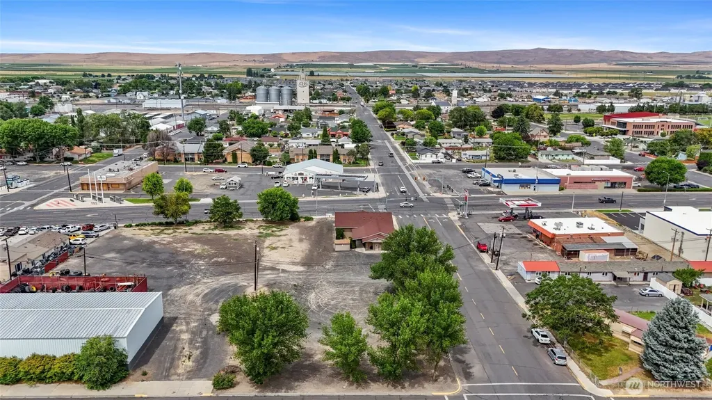 228 SE F Street Quincy WA 98848