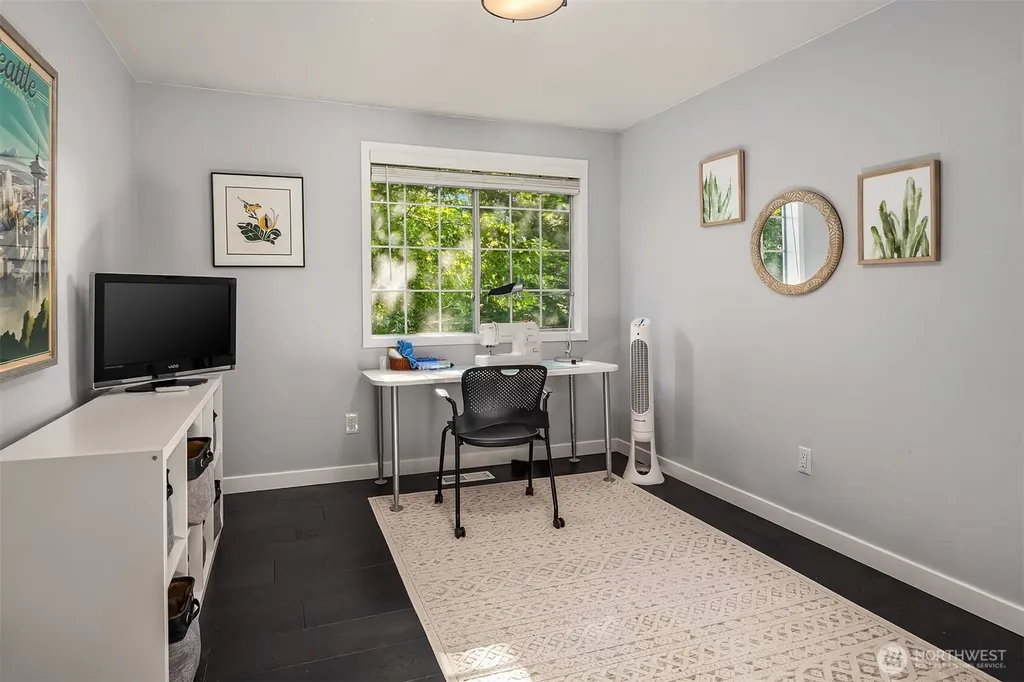 4261 244th Place SE Sammamish WA 98029