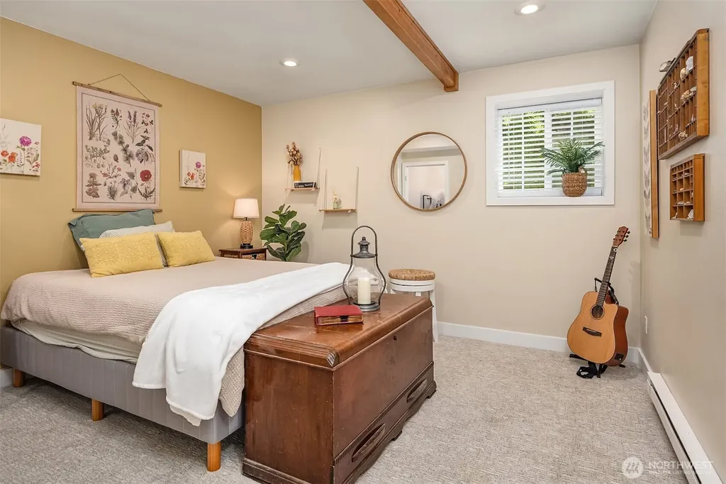 4261 244th Place SE Sammamish WA 98029