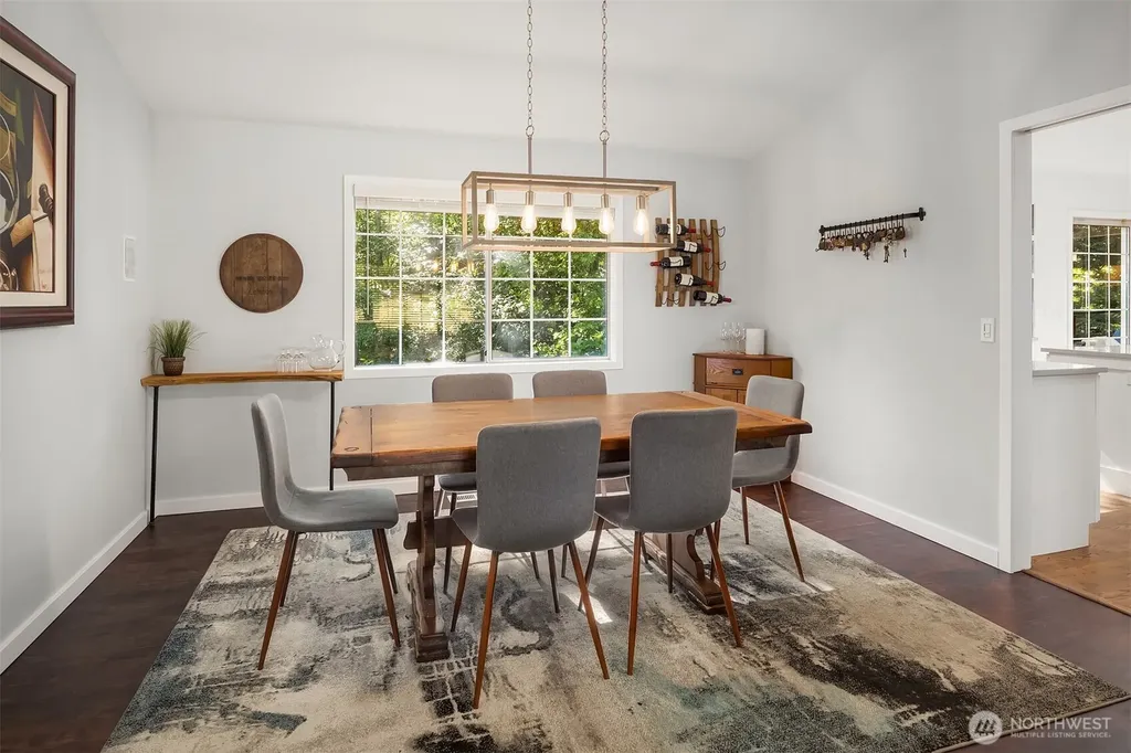 4261 244th Place SE Sammamish WA 98029