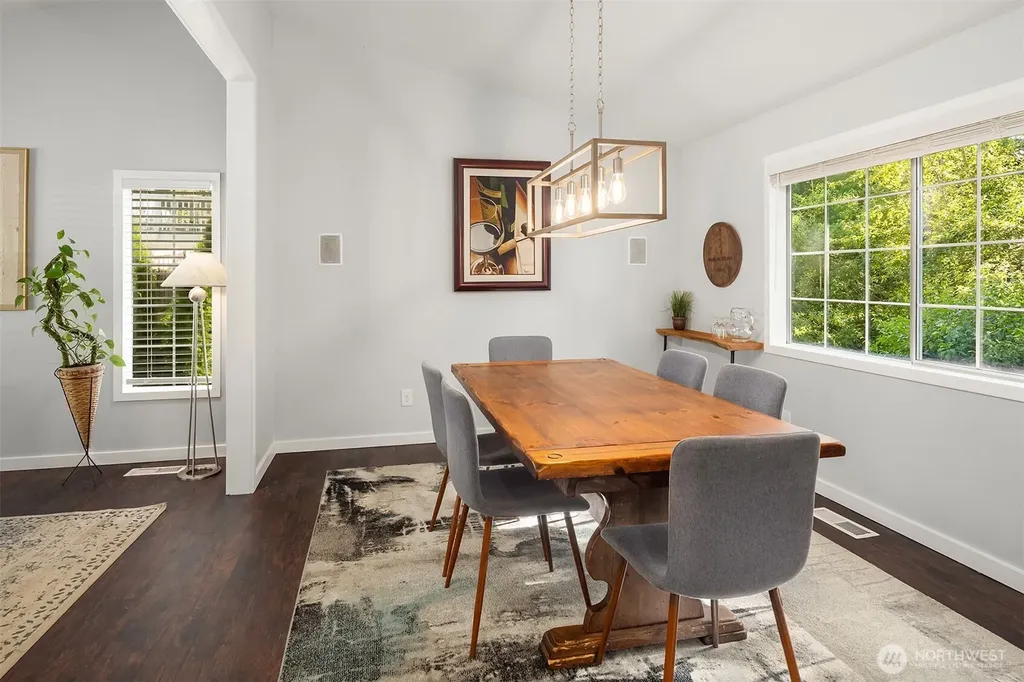 4261 244th Place SE Sammamish WA 98029