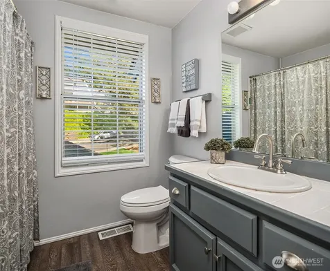 4261 244th Place SE Sammamish WA 98029