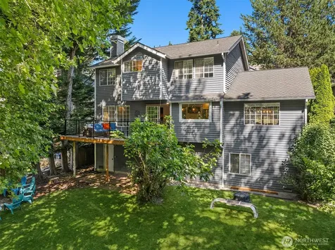 4261 244th Place SE Sammamish WA 98029