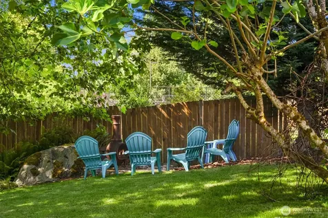4261 244th Place SE Sammamish WA 98029