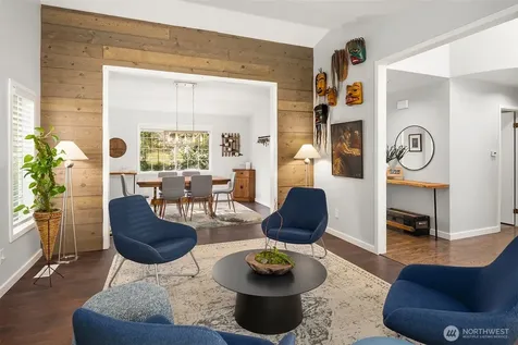 4261 244th Place SE Sammamish WA 98029