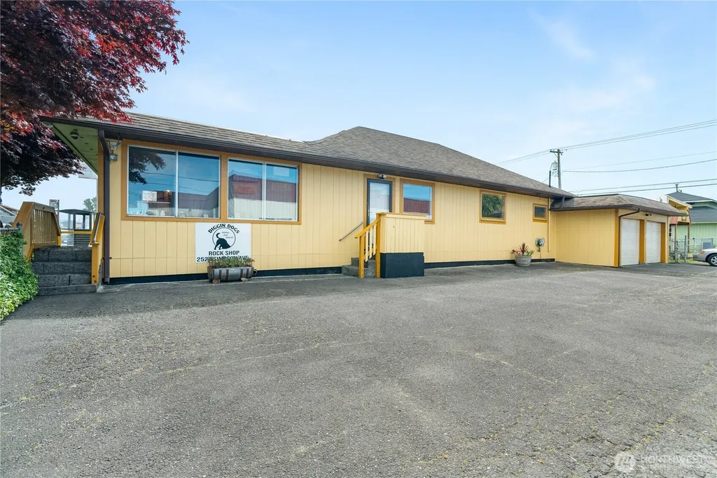 2523 Simpson Avenue Aberdeen WA 98520
