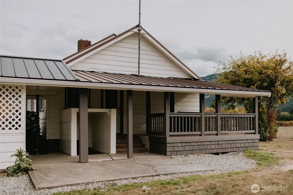 11610 Martin Road Rockport WA 98283
