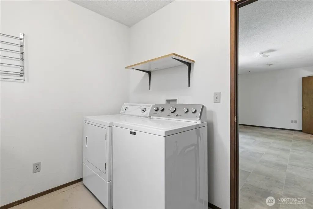 21 Diamond Street Electric City WA 99123