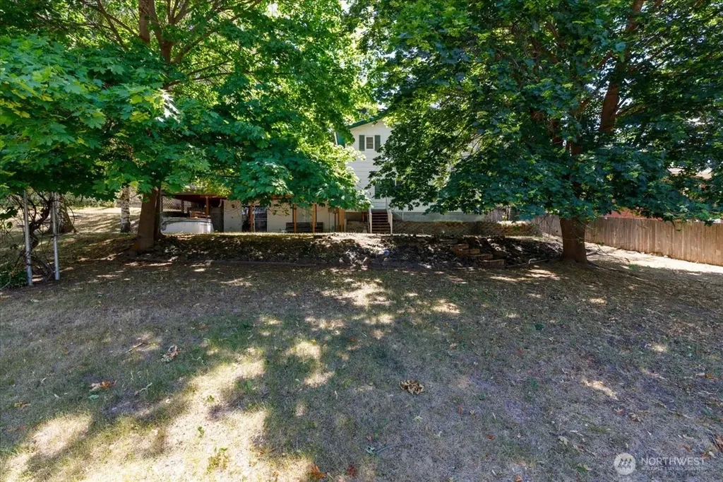 21 Diamond Street Electric City WA 99123