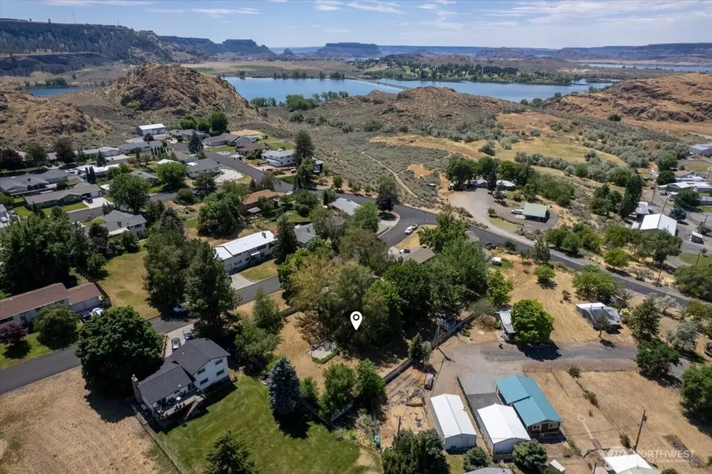 21 Diamond Street Electric City WA 99123