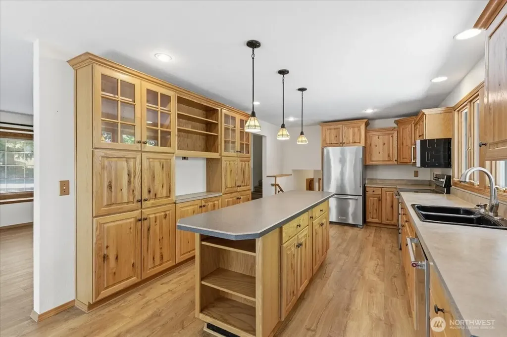 21 Diamond Street Electric City WA 99123