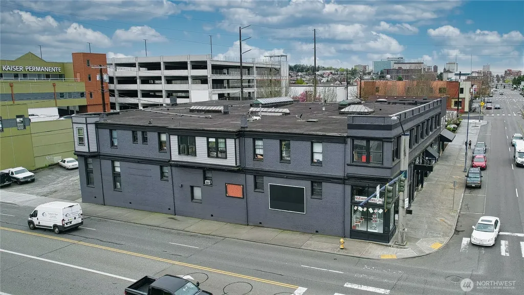2912 Hewitt Avenue Everett WA 98201
