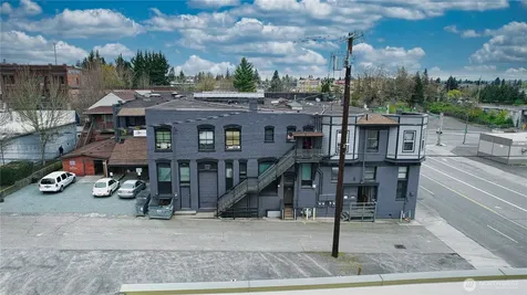 2912 Hewitt Avenue Everett WA 98201