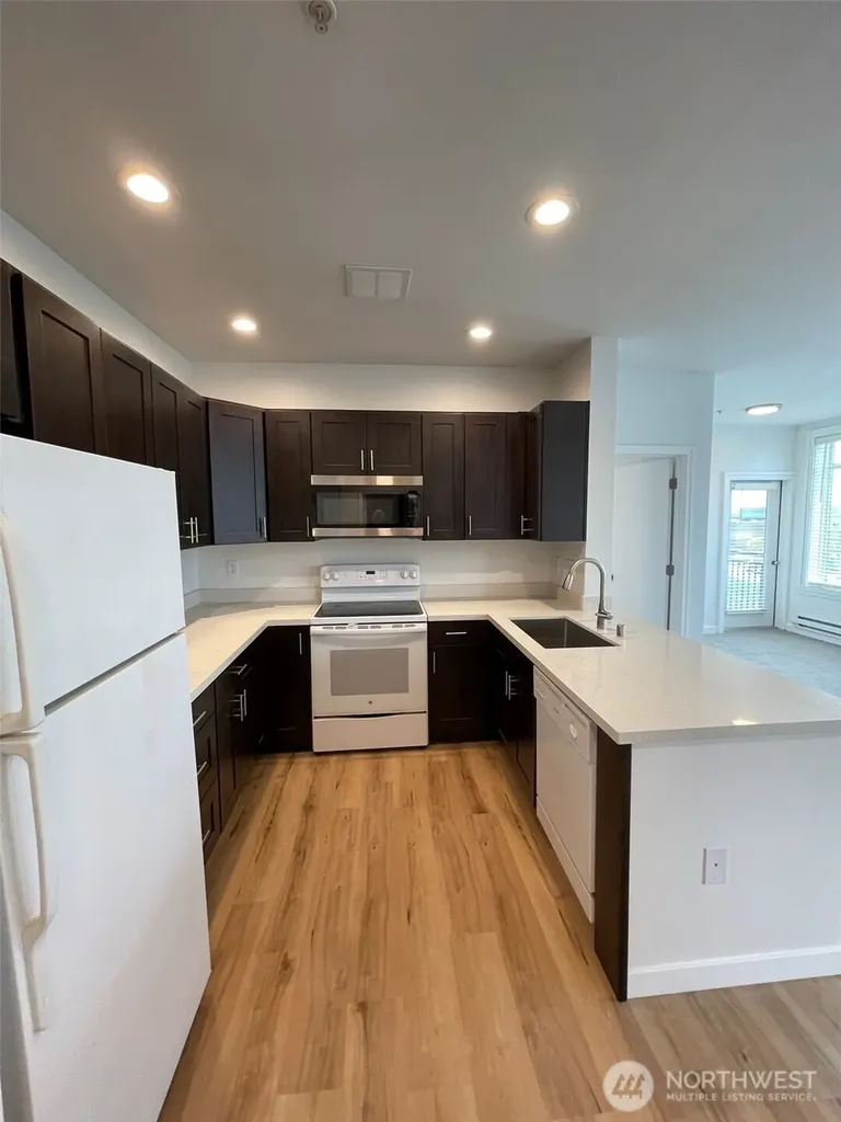 2414 1st Avenue Seattle WA 98121