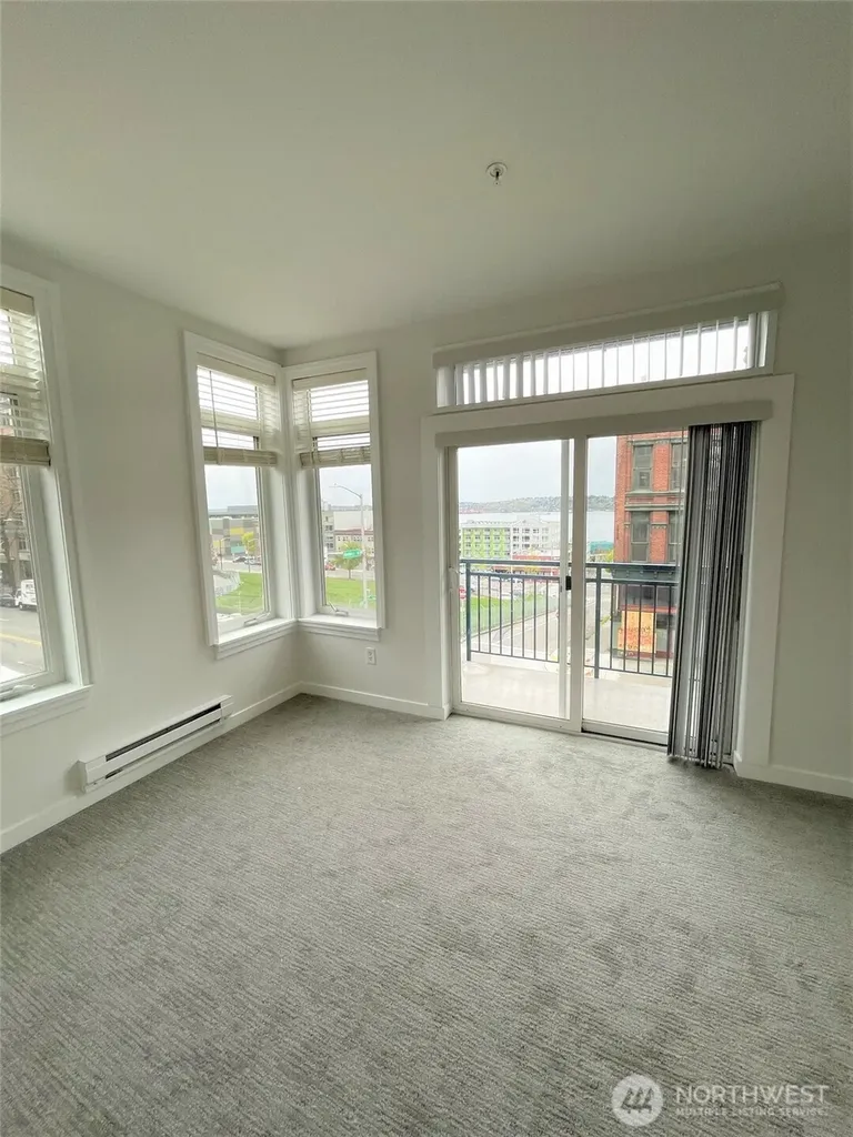 2414 1st Avenue Seattle WA 98121