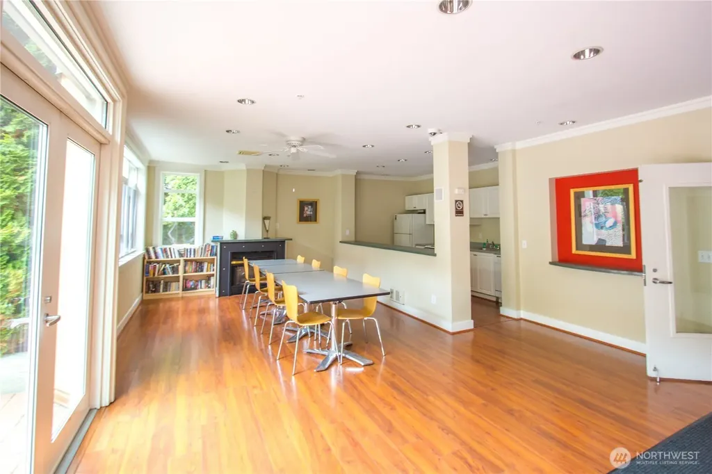2414 1st Avenue Seattle WA 98121