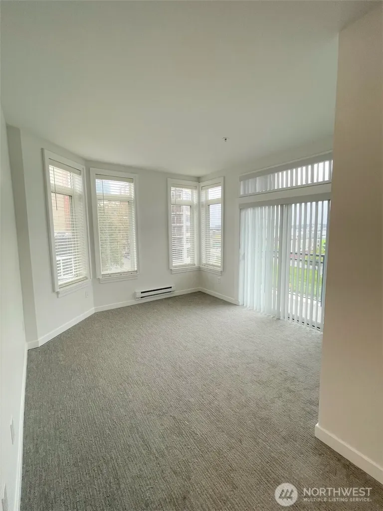 2414 1st Avenue Seattle WA 98121