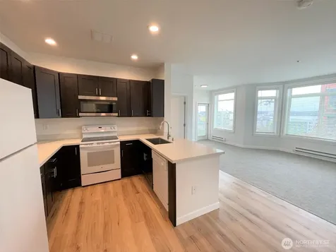 2414 1st Avenue Seattle WA 98121