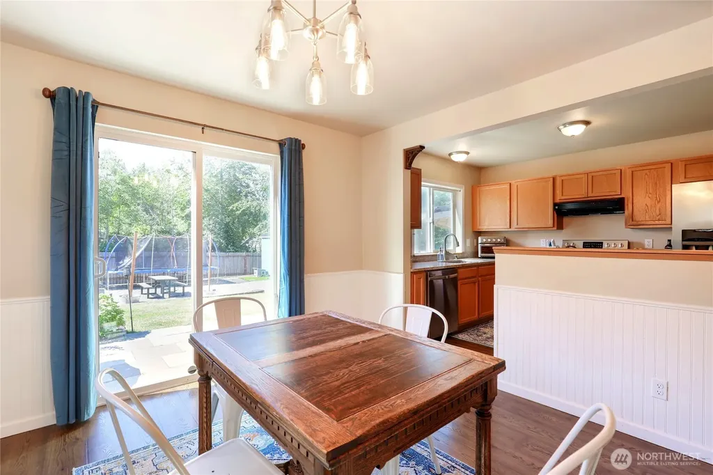 360 NE Max William Loop Poulsbo WA 98370