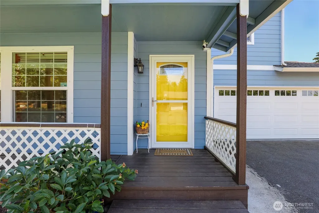 360 NE Max William Loop Poulsbo WA 98370