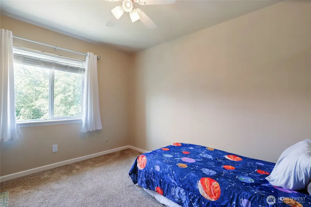 360 NE Max William Loop Poulsbo WA 98370