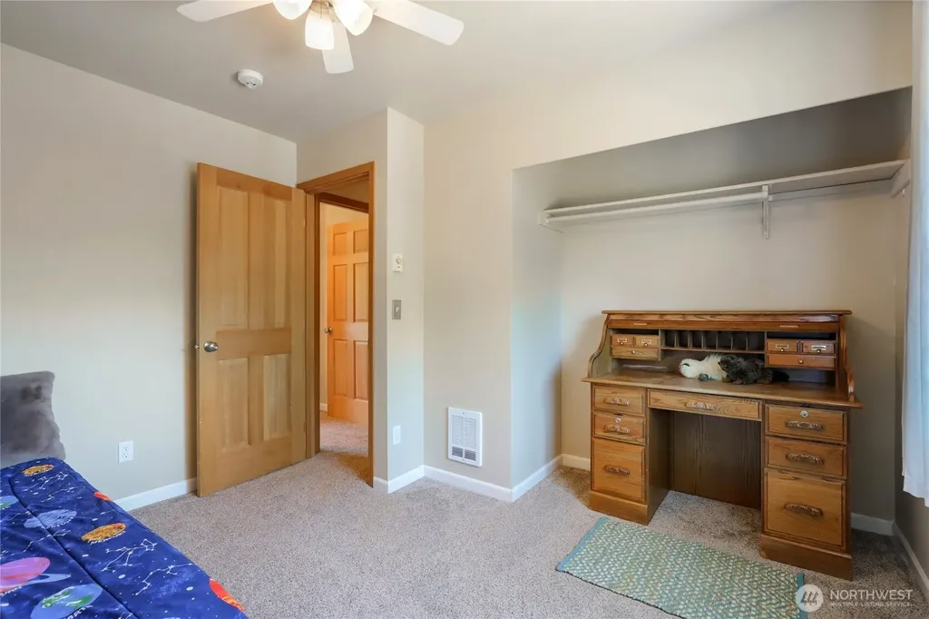 360 NE Max William Loop Poulsbo WA 98370