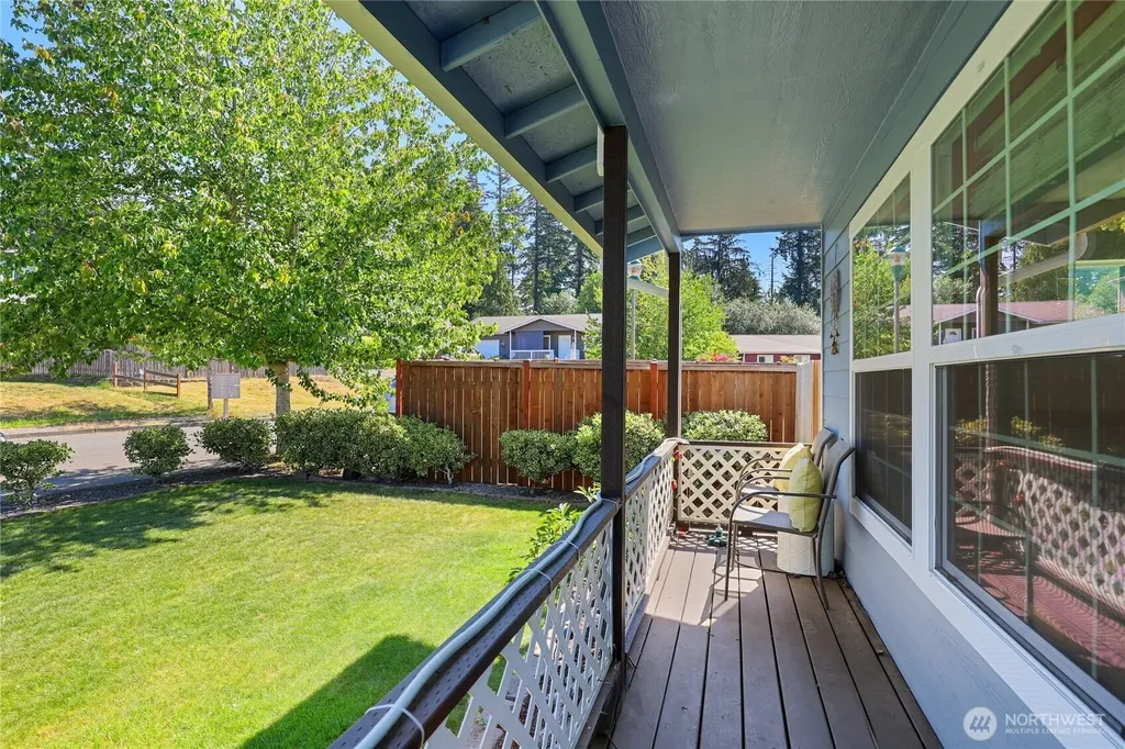 360 NE Max William Loop Poulsbo WA 98370