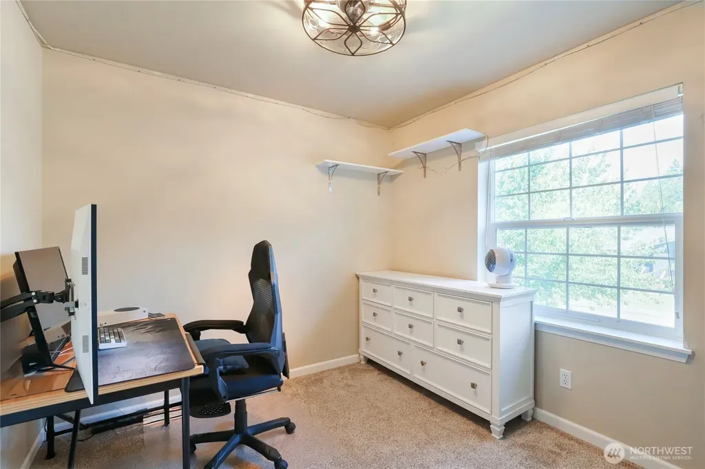 360 NE Max William Loop Poulsbo WA 98370