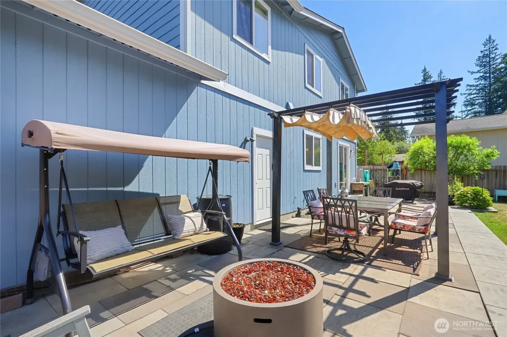 360 NE Max William Loop Poulsbo WA 98370
