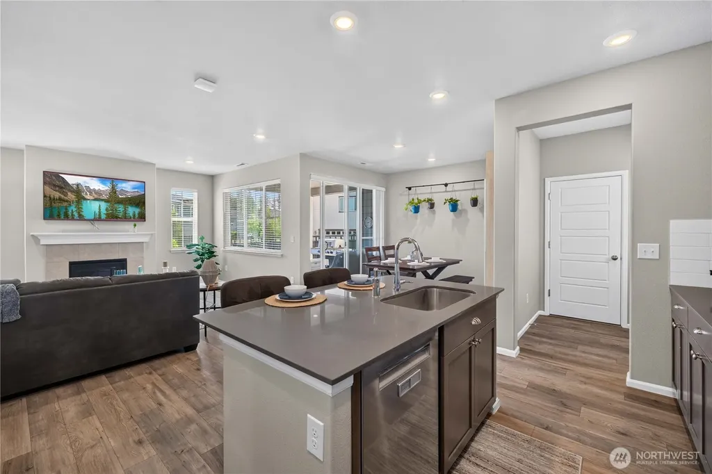 32831 Ten Trails Parkway SE Black Diamond WA 98010