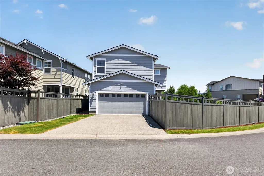 32831 Ten Trails Parkway SE Black Diamond WA 98010